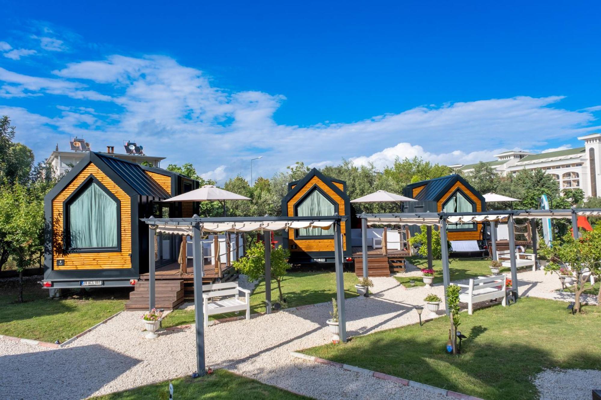 Efe Tiny House Hotell Serik Eksteriør bilde